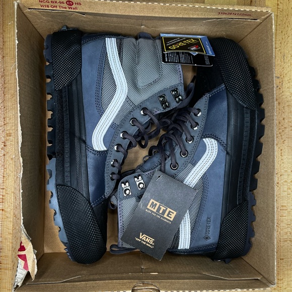 MTE vans Sk8-hi Gore-Tex Snow boots insulated sz. Mens 8 womens 9.5 - Picture 2 of 10